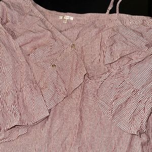 Super cute drop shoulder top